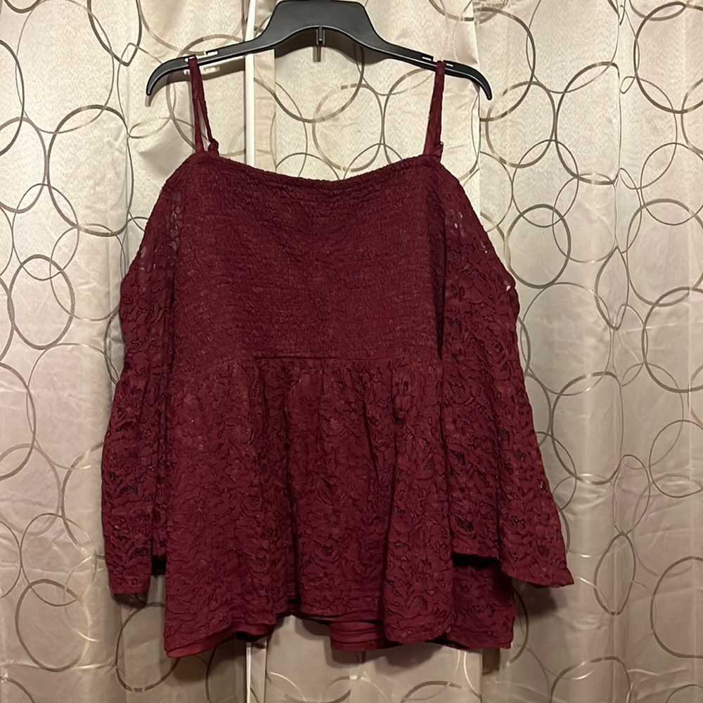Torrid size 5 cold shoulder top